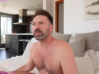 lucycums — Chaturbate recorded stream image, 19.04.2026 09:50