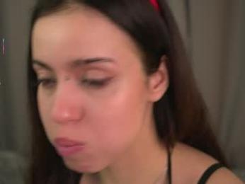 vivid_girls — Chaturbate recorded stream image, 19.04.2026 08:40