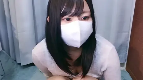YUTSU_KI — Stripchat recorded stream image, 19.04.2026 17:00