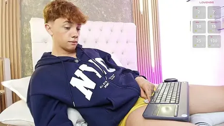 Tomy_Rox — Stripchat recorded stream image, 19.04.2026 20:40