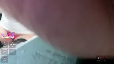legsLONG — Stripchat recorded stream image, 20.04.2026 05:10