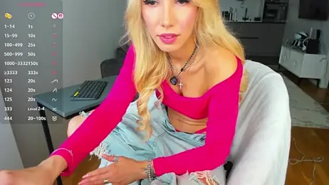 Juicy_Bella — Stripchat recorded stream image, 20.04.2026 09:30