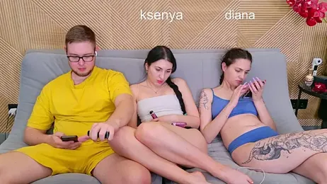 Ksenny — Stripchat recorded stream screenshot (20 Apr 2026)