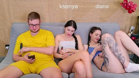 Ksenny — Stripchat recorded stream screenshot (20 Apr 2026)