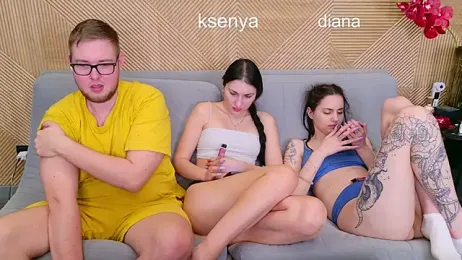 Ksenny — Stripchat recorded stream screenshot (20 Apr 2026)