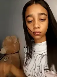 Zoe_Sweett18 — Stripchat recorded stream screenshot (20 Apr 2026)