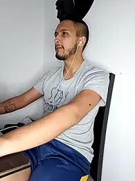 mosmar_20 — Stripchat recorded stream image, 20.04.2026 19:10