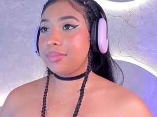sweet-arii — Camsoda recorded stream image, 20.04.2026 23:00