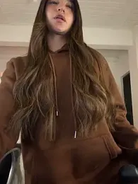 aly_golden_ — Stripchat recorded stream image, 21.04.2026 06:20