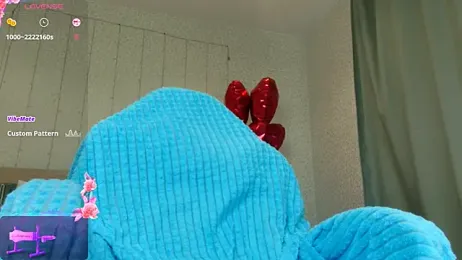 oliviiaa — Stripchat recorded stream image, 21.04.2026 23:10