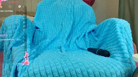 oliviiaa — Stripchat recorded stream image, 21.04.2026 23:10