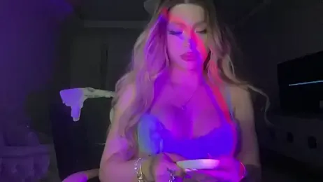 petitebeauty — Stripchat recorded stream image, 22.04.2026 20:00