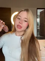 curchez_ — Stripchat recorded stream image, 23.04.2026 21:20
