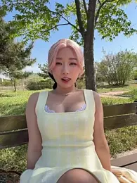 winter11 — Stripchat recorded stream image, 24.04.2026 05:30
