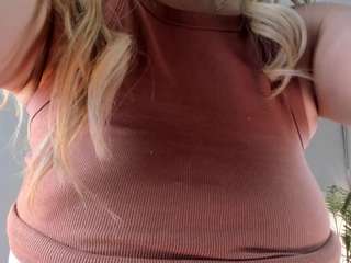 annwill — Camsoda recorded stream image, 25.04.2026 02:20