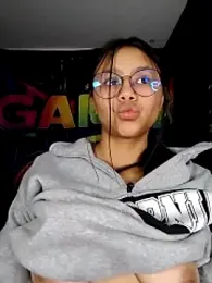 SofieLove_01 — Stripchat recorded stream image, 25.04.2026 06:40