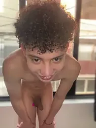 yoursexyjose — Stripchat recorded stream image, 25.04.2026 19:00