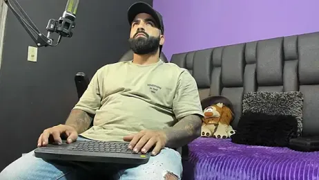 Lyon_vach — Stripchat recorded stream image, 26.04.2026 02:10