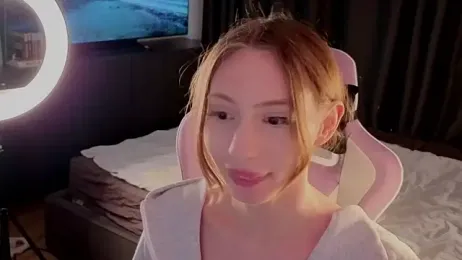 elfinvibes — Stripchat recorded stream image, 26.04.2026 08:10