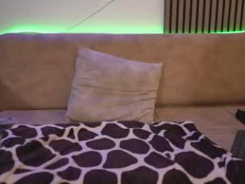 annemanifique — Chaturbate recorded stream image, 27.04.2026 02:10