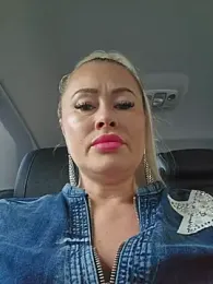 MILFBARBY — Stripchat recorded stream image, 27.04.2026 07:00
