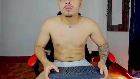 mathew_021 — Stripchat recorded stream image, 27.04.2026 17:10