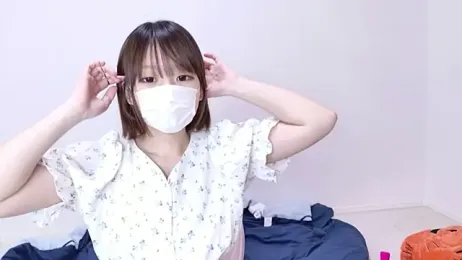 Hiiichan88 — Stripchat recorded stream image, 27.04.2026 20:00