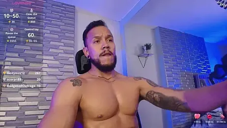 ARON_TAYLER01 — Stripchat recorded stream image, 28.04.2026 10:30