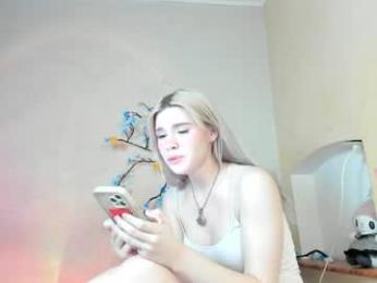 your_tender_doll — Chaturbate recorded stream image, 28.04.2026 19:50