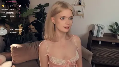 LaureMestler — Stripchat recorded stream image, 29.04.2026 10:40