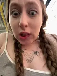 FroggyAnna — Stripchat recorded stream image, 29.04.2026 16:00
