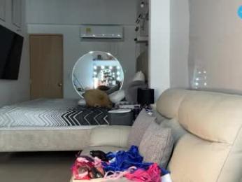 _gummies15 — Chaturbate recorded stream image, 30.04.2026 01:50