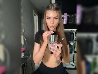 SweetyMia — Bongacams recorded stream image, 30.04.2026 08:40