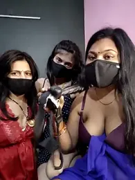cutee__crazy — Stripchat recorded stream image, 30.04.2026 14:00