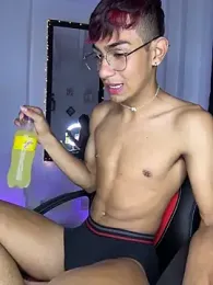 cherub_ — Stripchat recorded stream image, 30.04.2026 19:20