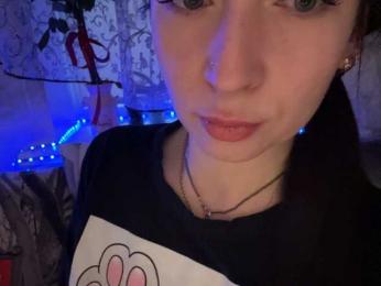 _dashulka_ — Bongacams recorded stream image, 01.05.2026 02:10