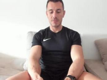roberto4ever — Chaturbate recorded stream image, 01.05.2026 05:30