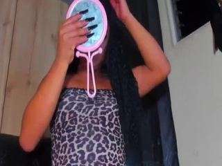 robertagutierrez — Camsoda recorded stream image, 01.05.2026 05:10