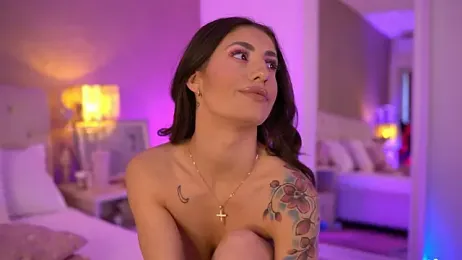 OhhAisha — Stripchat recorded stream image, 01.05.2026 07:40
