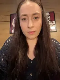 Holly_Play — Stripchat recorded stream image, 01.05.2026 12:10