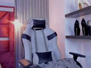 katadelafontaine — Camsoda recorded stream image, 01.05.2026 15:30