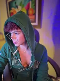 PRINCE_STEV — Stripchat recorded stream image, 01.05.2026 20:40