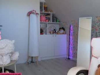 brilliantvictoria — Chaturbate recorded stream image, 02.05.2026 09:10