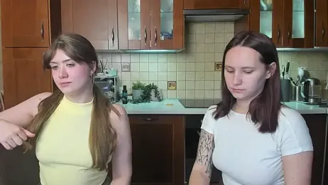 HotCaramellsTV — Stripchat recorded stream image, 04.05.2026 13:50