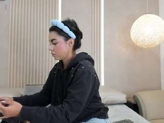 kate-winsley — Camsoda recorded stream image, 04.05.2026 11:30