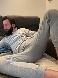 Michel_huge — Stripchat recorded stream image, 04.05.2026 18:30