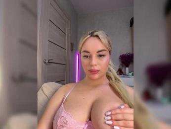 Mila-m — Bongacams recorded stream image, 04.05.2026 19:10