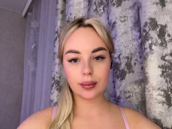 Mila-m — Bongacams recorded stream image, 04.05.2026 19:10