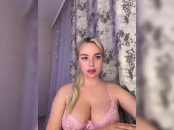 Mila-m — Bongacams recorded stream image, 04.05.2026 19:10