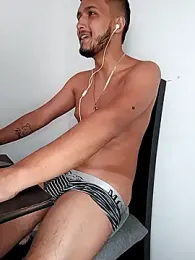 mosmar_20 — Stripchat recorded stream image, 04.05.2026 18:00
